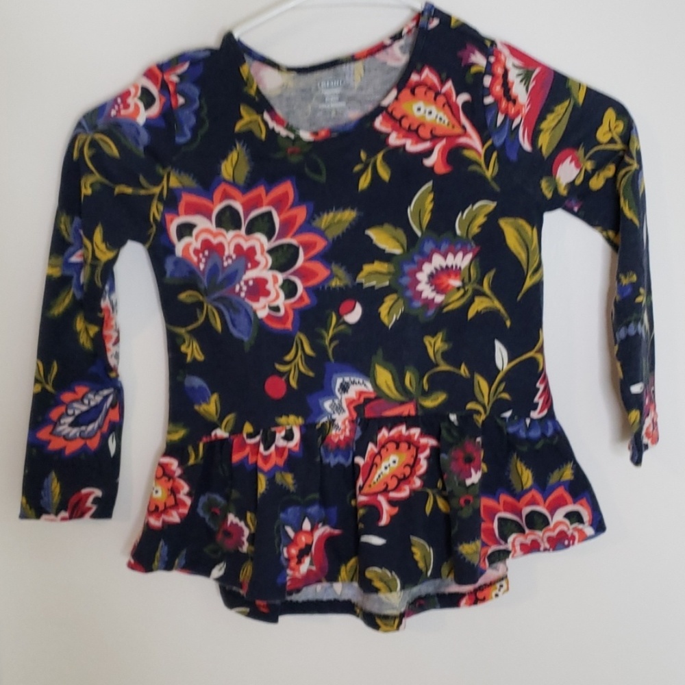 Girls 5T long sleeve top